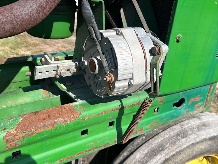 john-deere-b-image-23
