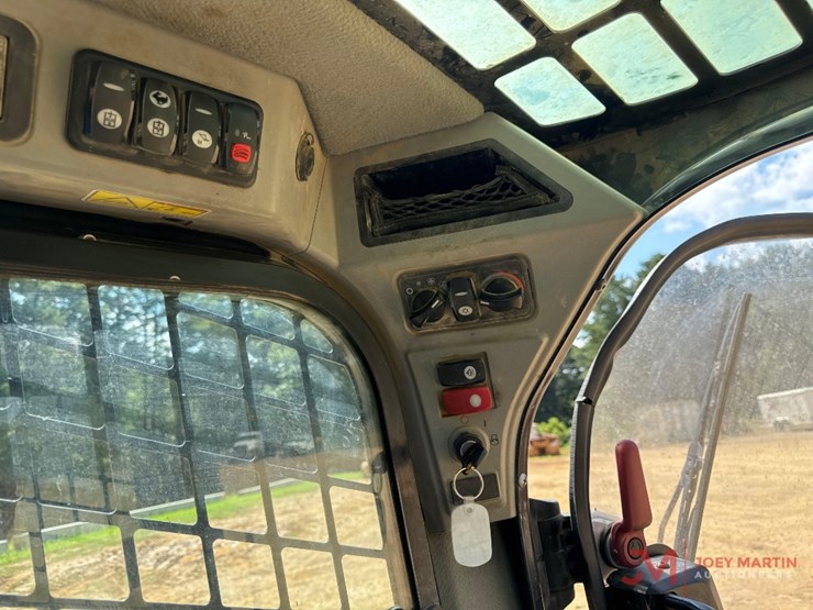 2019-caterpillar-299d2-xps-image-17