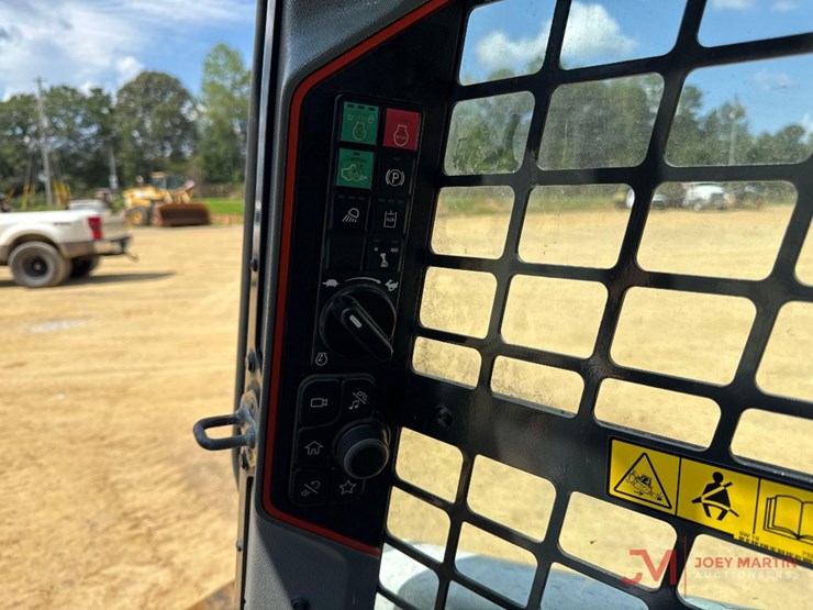2022-bobcat-t66-image-17