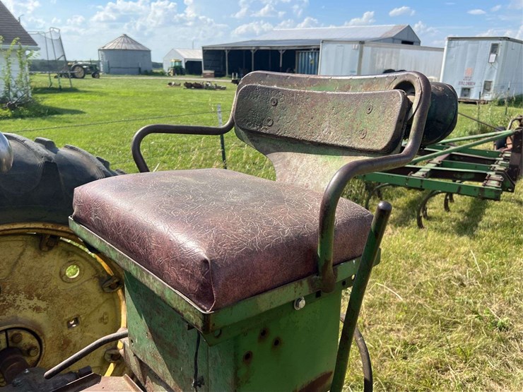 1956-john-deere-60-image-52
