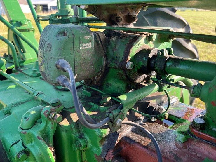 john-deere-b-image-29