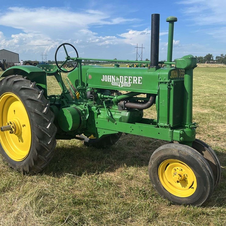 JOHN DEERE A