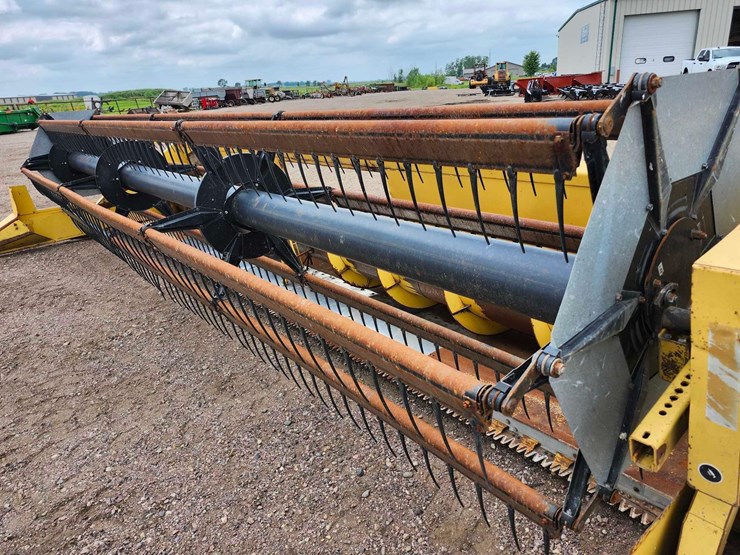 new-holland-973-image-8