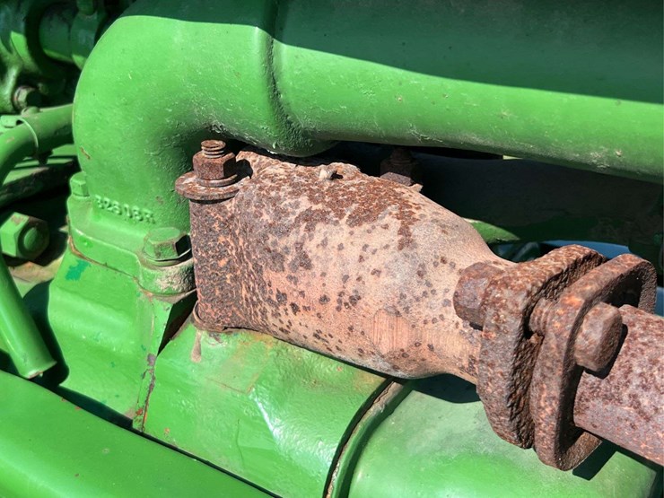 john-deere-b-image-26