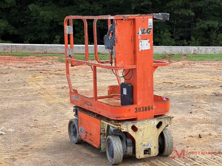 2018-jlg-1230es-image-1