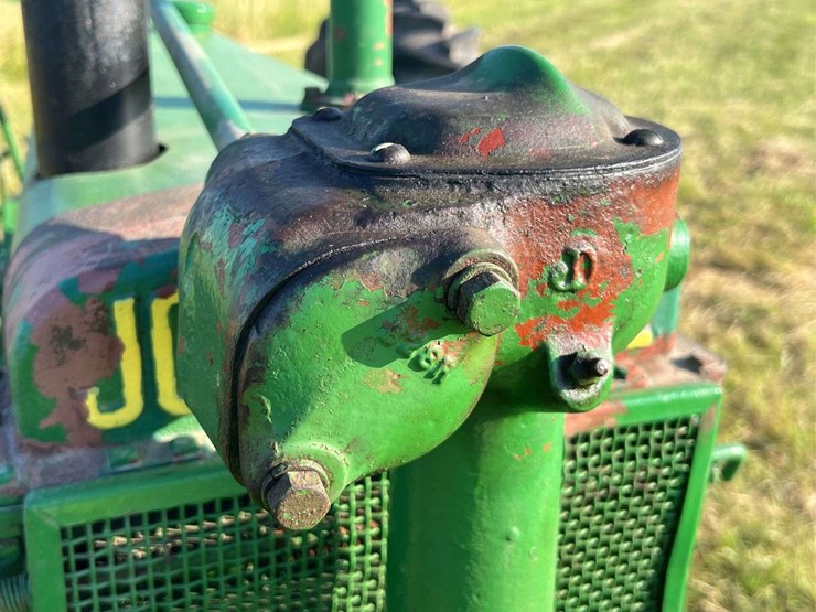 john-deere-b-image-10