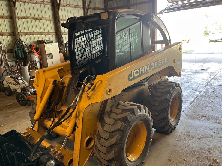 john-deere-270-image-1