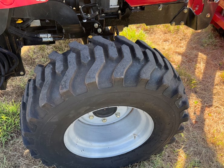mahindra-2555-image-11