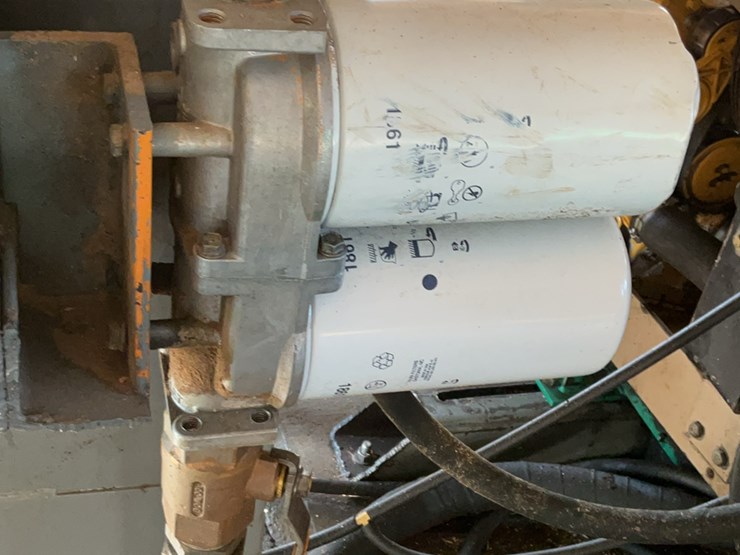 #117-•-lineshaft-with-hyd-pump-and-tank-image-15