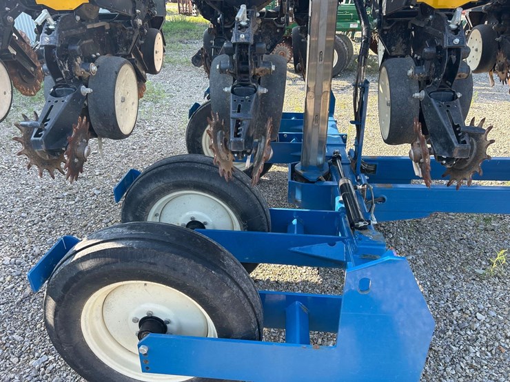 kinze-3500-image-21
