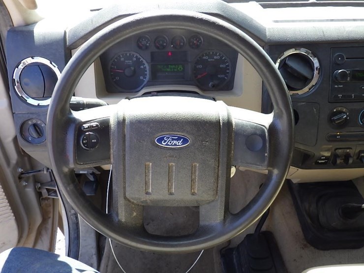 2008-ford-f350-image-21
