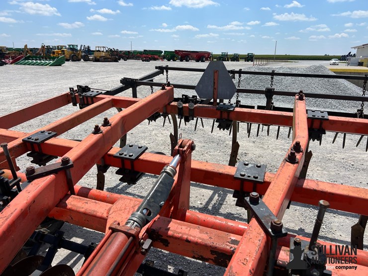 allis-chalmers-1500-image-17