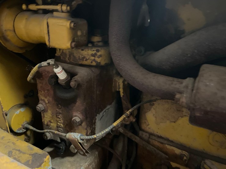 caterpillar-d2-image-35
