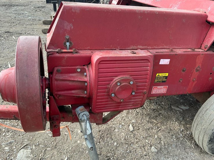 international-435t-image-16