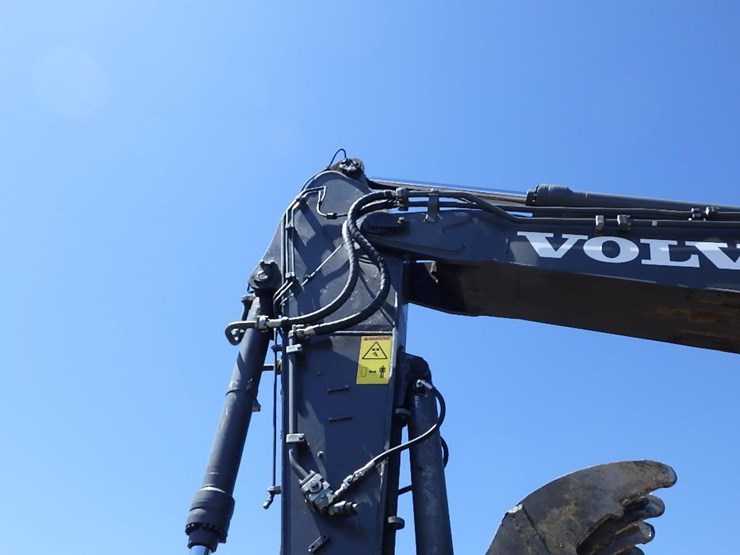 2020-volvo-ec350el-image-10