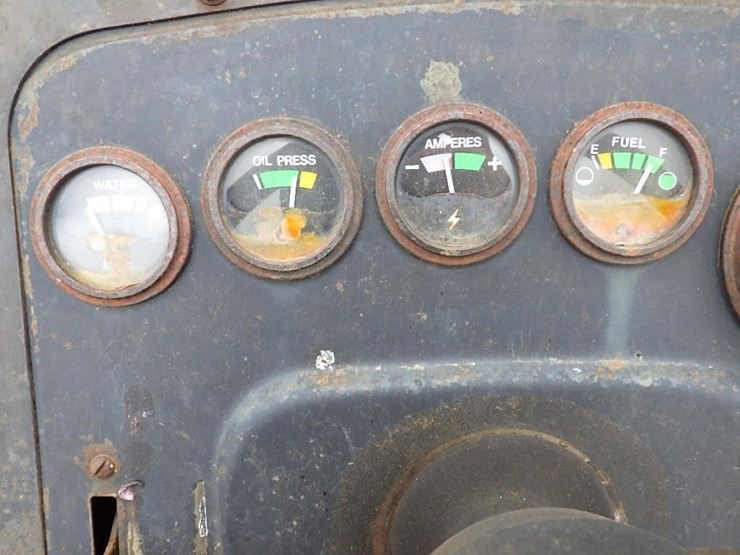 massey-ferguson-255-image-18