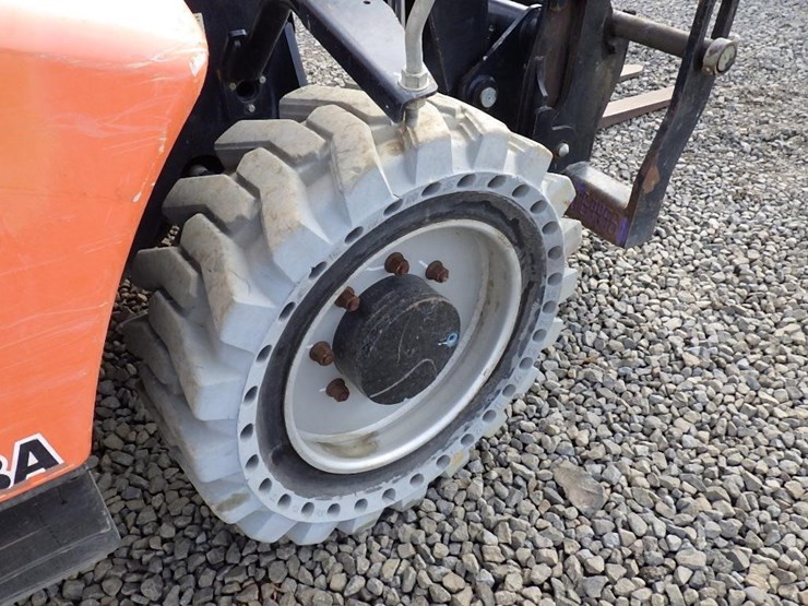 2017-jlg-g5-18a-image-33
