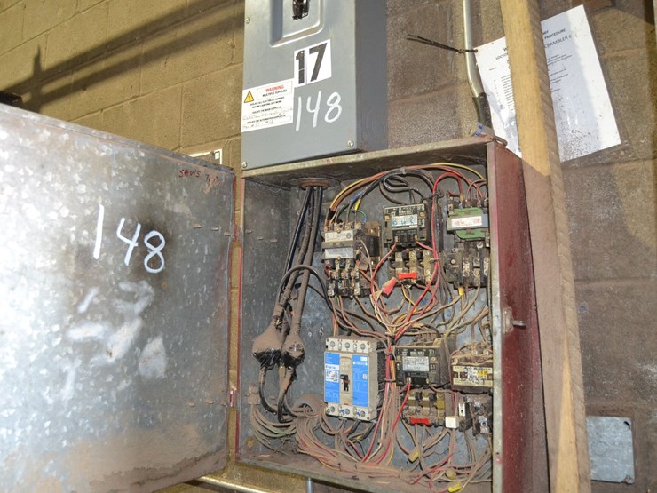 cutler-hammer-electrical-panel-w/-2-size-0-starter-w/-8-size-1-starter-w/-6-30-amp-disconnect-image-4