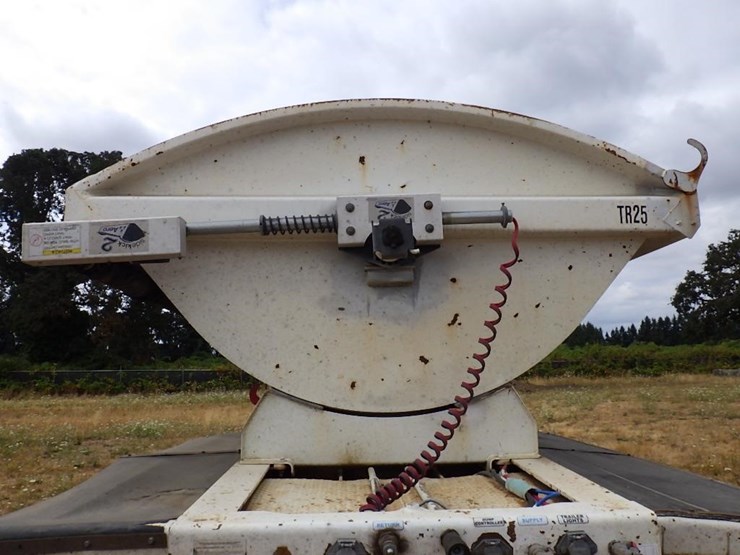 2007-axle-dump-trailer-image-17