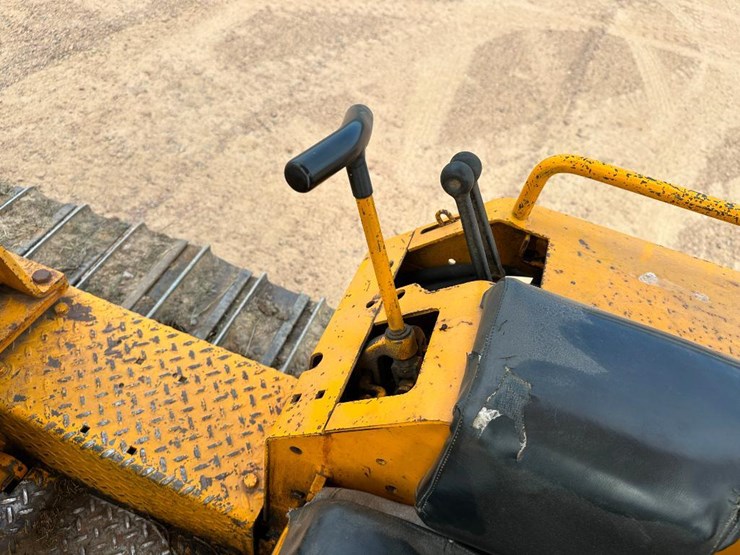 deere-450c-image-45