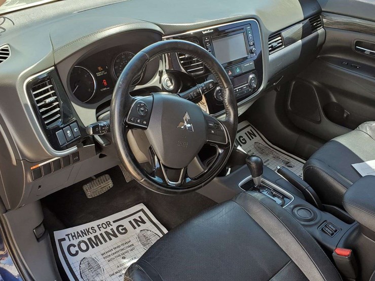 2016-mitsubishi-outlander-image-10