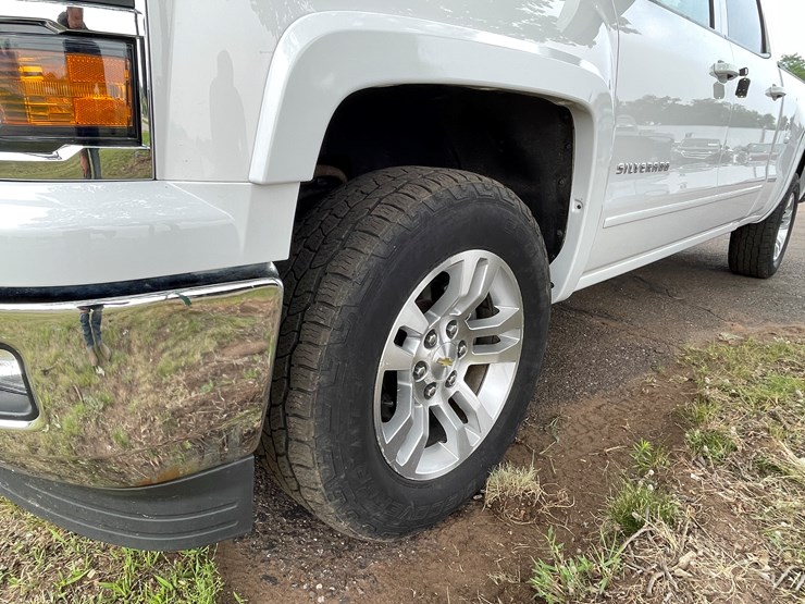 2015-chevrolet-silverado-1500-image-14