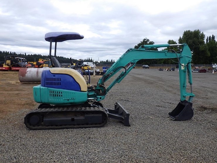 komatsu-pc35mr-1-image-3