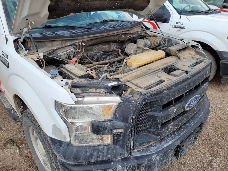 2017-ford-f150-image-14
