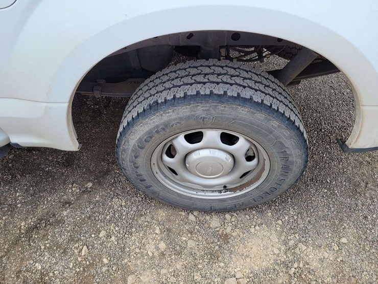 2017-ford-f150-image-19