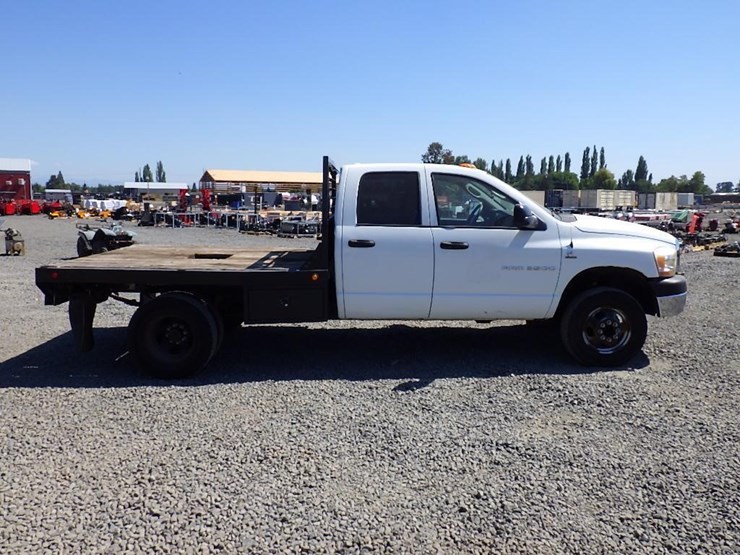 2006-dodge-ram-3500-image-3