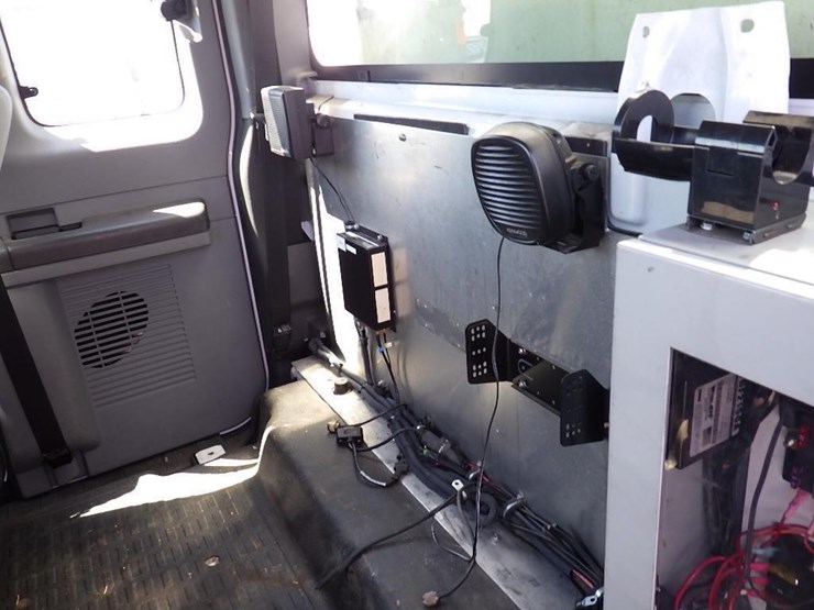 2012-ford-f450-image-25