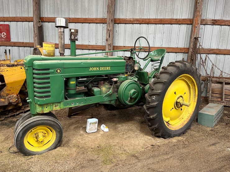 john-deere-b-image-1