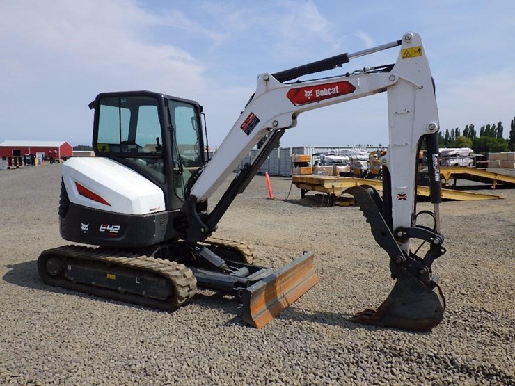 2022-bobcat-e42-image-2