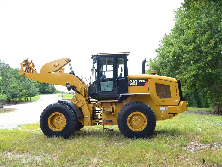 caterpillar-930m-image-1