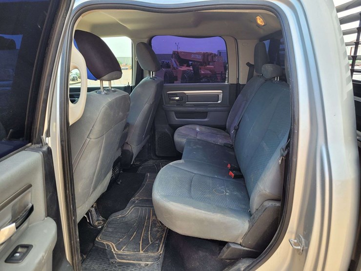 2014-ram-2500-slt-image-6