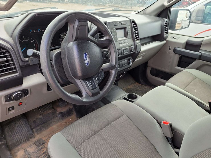 2017-ford-f150-image-9