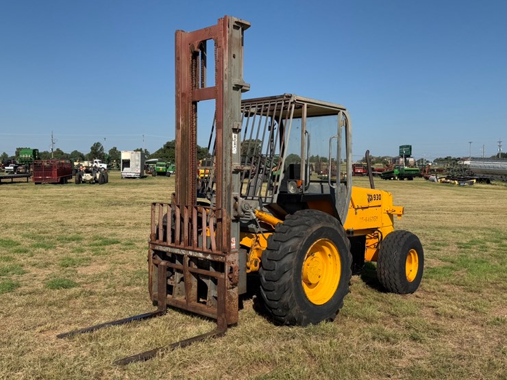 jcb-930-image-1