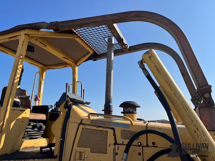 deere-750c-image-15