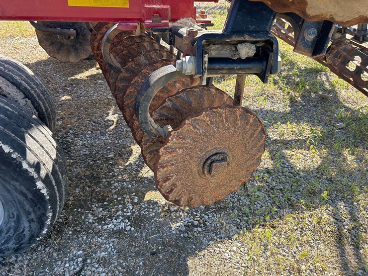 case-ih-true-tandem-330-turbo-image-13