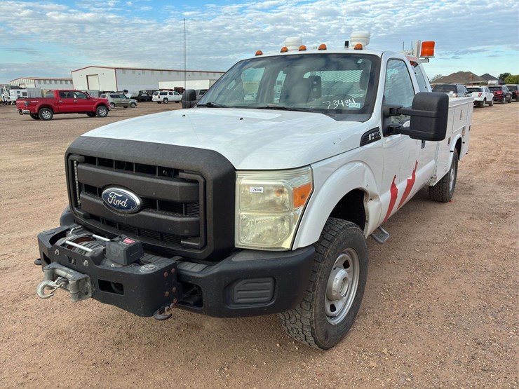 2011-ford-f350-image-1