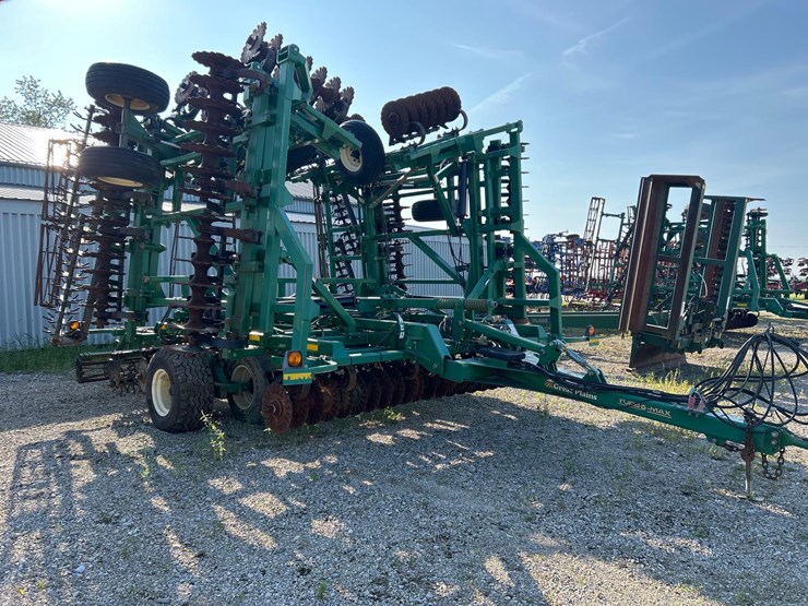 great-plains-4000-image-3