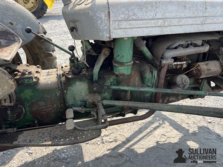 massey-ferguson-35-image-18