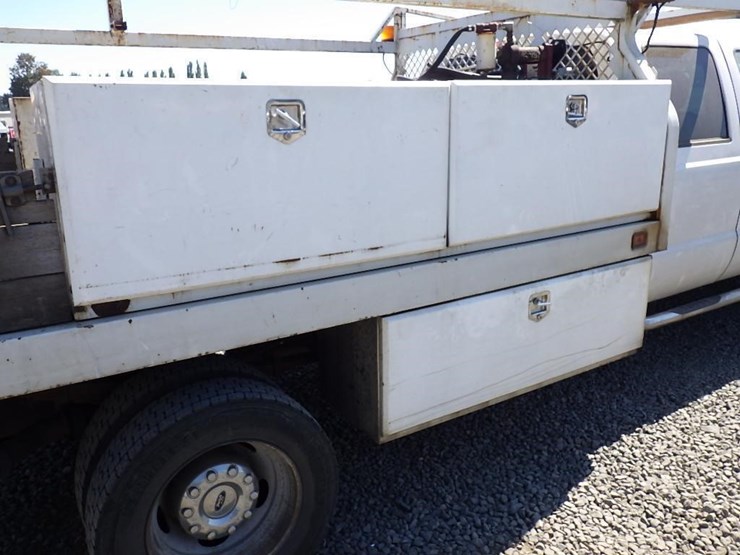 2014-ford-f550-image-9