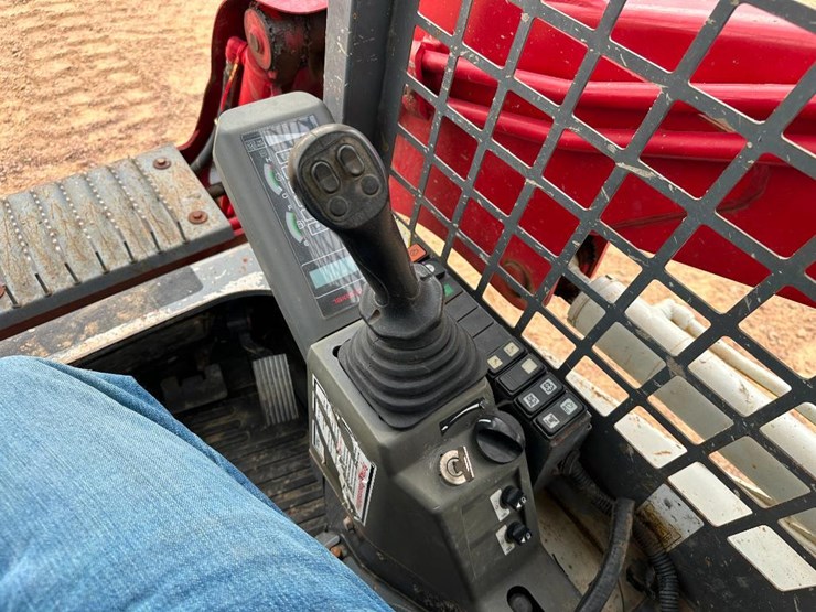 takeuchi-tl8-image-36