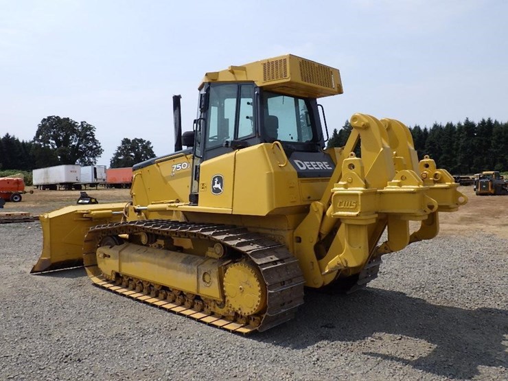deere-750j-lt-image-5