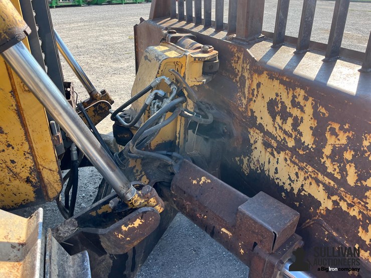 deere-750c-image-13