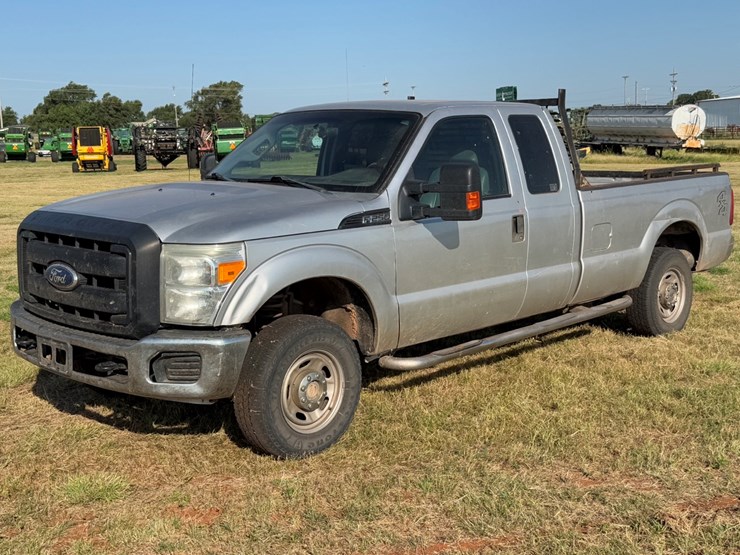 2011-ford-f250-image-1
