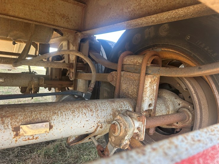 merritt-grain-trailer-image-6