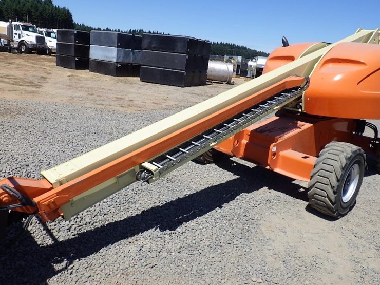 2009-jlg-400s-image-9