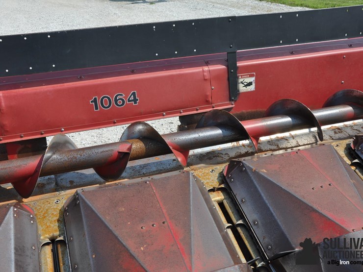 case-ih-1064-image-17